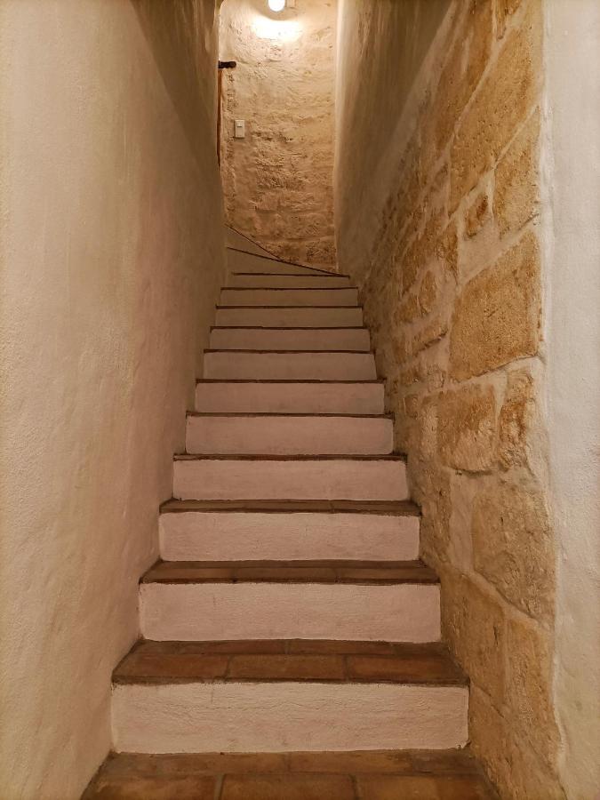 Maison Atypique Coeur De Village Historique Villeneuve-lès-Avignon Exterior foto